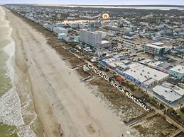 Sea The Good 2 Bedroom Condo by RedAwning