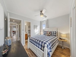 Sea The Good 2 Bedroom Condo by RedAwning