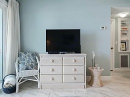 Beach Bliss 1 Bedroom Condo by RedAwning