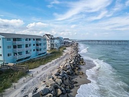 Beach Bliss 1 Bedroom Condo by RedAwning