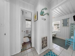 Margaritaville 2 Bedroom Home by RedAwning