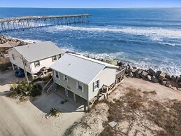 Margaritaville 2 Bedroom Home by RedAwning