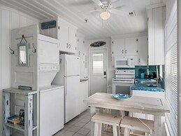 Margaritaville 2 Bedroom Home by RedAwning