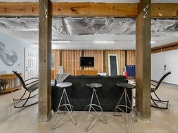 Just For The Shell Of It 5 Bedroom Home by RedAwning