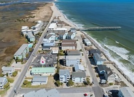 Just For The Shell Of It 5 Bedroom Home by RedAwning