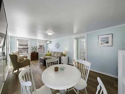 A Whelk On The Beach-lower 2 Bedroom Duplex by RedAwning