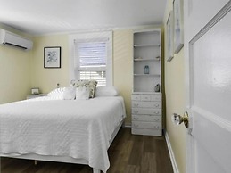 A Whelk On The Beach-lower 2 Bedroom Duplex by RedAwning