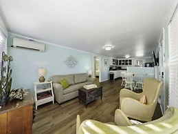 A Whelk On The Beach-lower 2 Bedroom Duplex by RedAwning