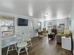 A Whelk On The Beach-lower 2 Bedroom Duplex by RedAwning