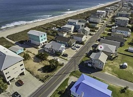 A Whelk On The Beach-lower 2 Bedroom Duplex by RedAwning