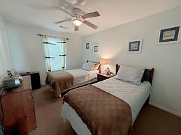 Sea Note 3 Bedroom Home by RedAwning