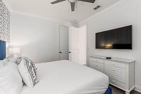 Castle Pines Court Retreat