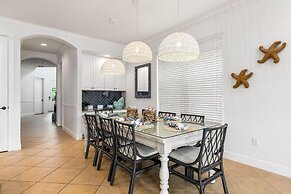 Castle Pines Court Retreat