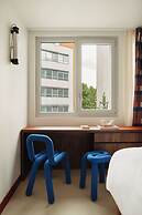 Edgar Suites Montrouge