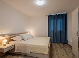 Holiday Home Milutin 1