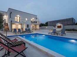 Holiday Home Milutin 1
