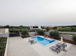 Holiday Home Milutin 1