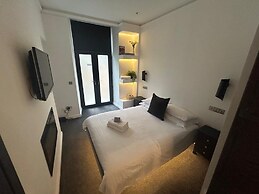 Edinburgh Retreat 2 Bedrooms & Steam Room