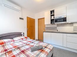 Apartments Robi & Kristina