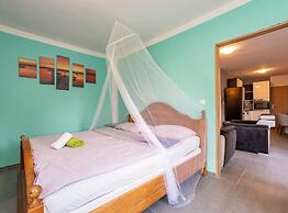 Apartments Robi & Kristina