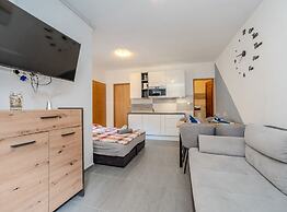 Apartments Robi & Kristina