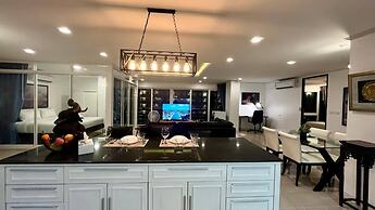 6-36 - 3 Bdr Modern Penthouse With Shared Pool