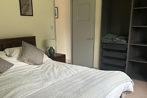 Cottage Retreat- Sleeps 4, Garden, Bbq & Pets