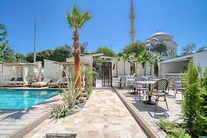 Ayayorgi Homes & Suites