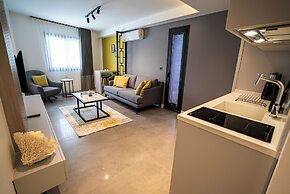 Ayayorgi Homes & Suites