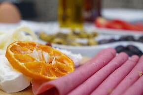 Ayayorgi Homes & Suites