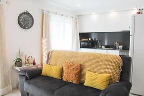 Blossom Cozy Home