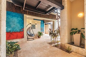 Mesmerizing Villa With Jacuzzi Maid in Cap Cana
