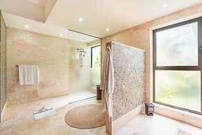 Mesmerizing Villa With Jacuzzi Maid in Cap Cana