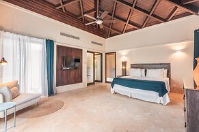 Mesmerizing Villa With Jacuzzi Maid in Cap Cana