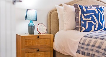 Wesley Chambers By REDWOOD STAYS