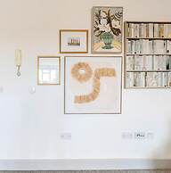 Wesley Chambers By REDWOOD STAYS