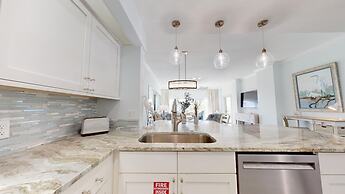 Tops'l Beach Manor by Gibson BR