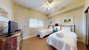 Tops'l Beach Manor by Gibson BR