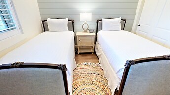 Tops'l Beach Manor by Gibson BR