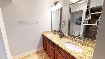 Tops'l Beach Manor by Gibson BR