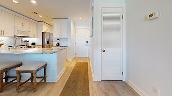 Tops'l Beach Manor by Gibson BR