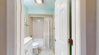 Tops'l Beach Manor by Gibson BR