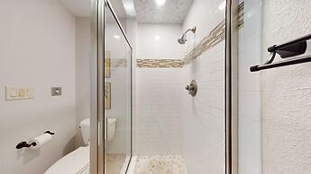 Tops'l Beach Manor by Gibson BR