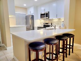 Tops'l Beach Manor by Gibson BR