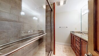 Tops'l Beach Manor by Gibson BR