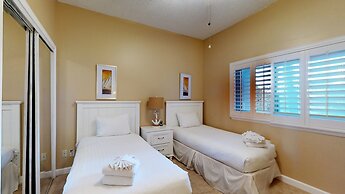 Tops'l Beach Manor by Gibson BR