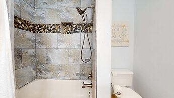 Tops'l Beach Manor by Gibson BR