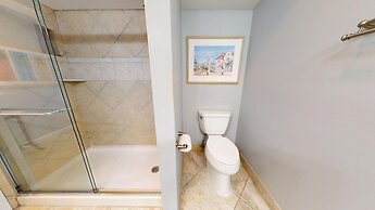 Tops'l Beach Manor by Gibson BR