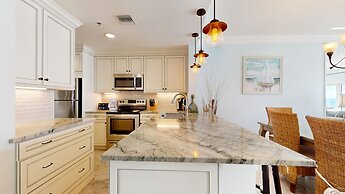 Tops'l Beach Manor by Gibson BR