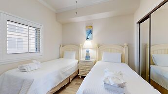 Tops'l Beach Manor by Gibson BR